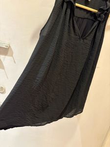H&amp;M Elegant Ruffle Neck Top