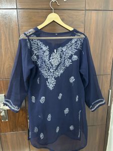 Short chikankari kurti