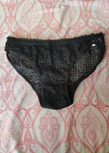 Black Lace Bra and Panty Set