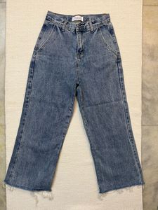 Flared High Waist Cropped Jeans Size 26
