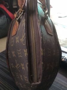 Lv Vintage