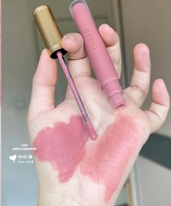 Gucci Rouge Liquid Matte Lipstick 114
