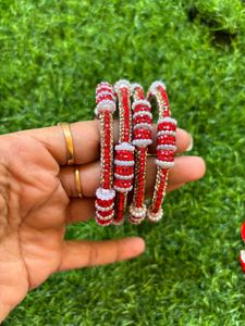 Red Bangles Set