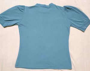 Solid Puff Sleeve Top