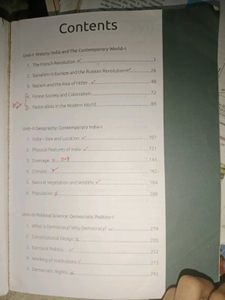 Class 9 Social Science Refrencel+Question Bank Of