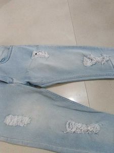 Light Wash Ripped Denim Jeans