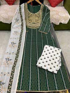 Green Embroidered Kurta Set