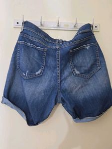 Shorts For Your Outings, In Best Condition.