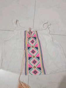 Beautiful Tessel Top
