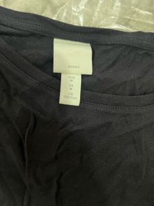 H&amp;M Casual Black T-Shirt