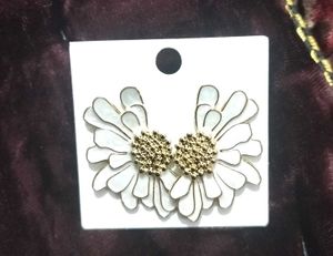 Aesthetic Gold Earrings