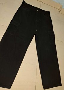 BLACK WIDE LEG CARGO JEANS