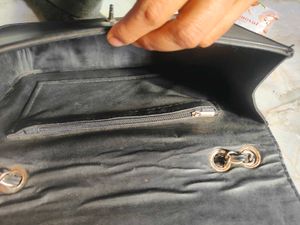 Chic Black Crossbody Bag