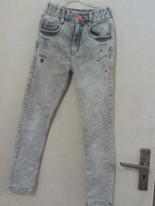 Light Wash Jeans
