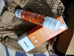 The Derma Co Suncreeen