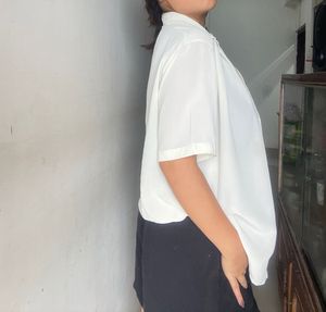 🎀Elegant White Shirt 🌈