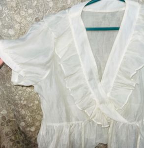 Sweet &amp; Chic in Cream