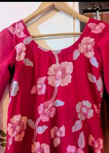 Floral Embroidered Kurta