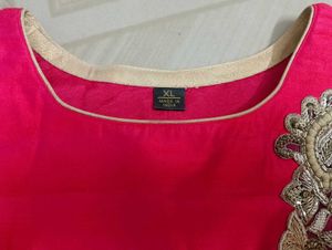 Boat Neck Blouse And Skirt