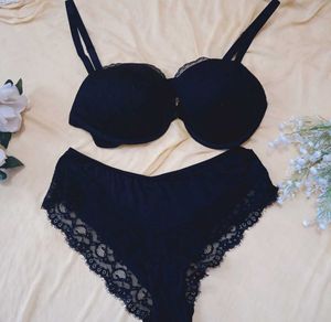 Black Lace Lingerie Set