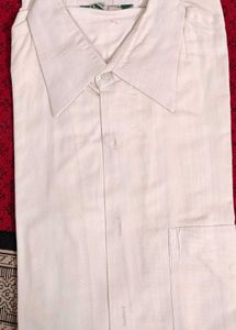 Selling White Shirt For Men In ₹500