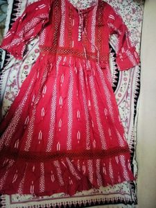Red Kurta