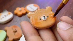 Clay Toy Which Has Magnet