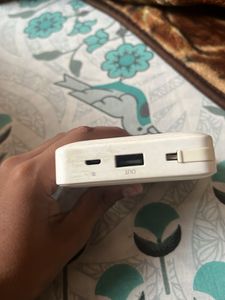 Samsung  Charger Power Bank ONLY CASH NO COINS