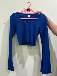 Chic Blue Bell Sleeve Crop Top by Lola Style