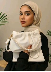 New Elegant White Clutch Mirragio