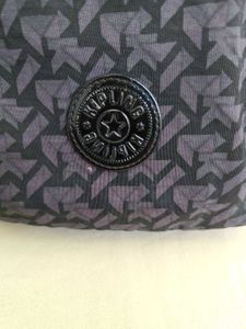 Kipling Authentic