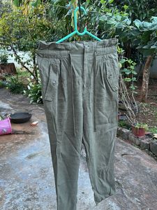 army green pant