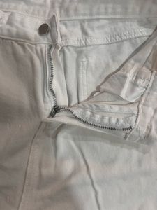 White Straight Pant 🤌🏻
