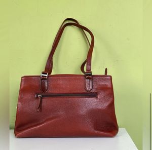 Leather handbag