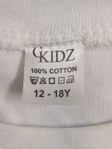 KIDS T-SHIRT Extremely New