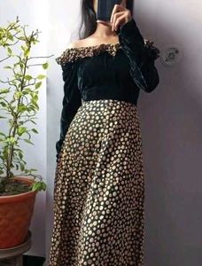 Chic Black &amp; Gold Dress