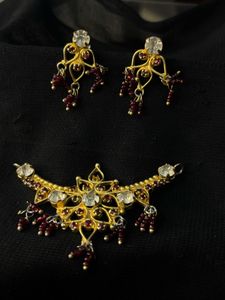 Earrings with Choker pendant