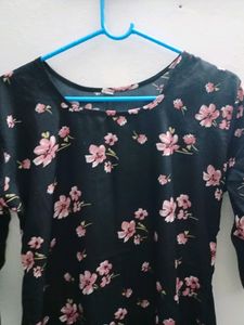 Women Floral Printed Kurti