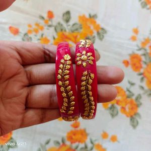 Red &amp; Gold Floral Bangles