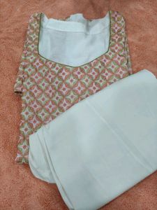 Off White Kurti