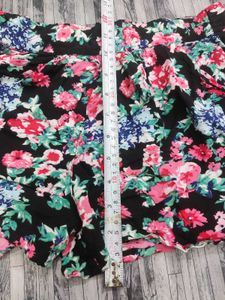 Floral Print Shorts 32.size 🧡