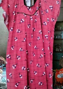Floral Print Nightsuit free Sizes.good condition.