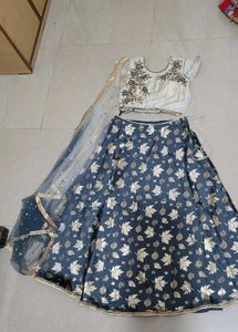 Elegant Party &amp; Wedding-Ready Lehenga for Sale!