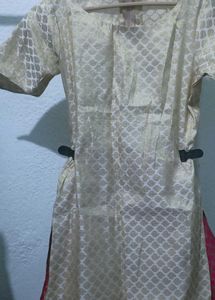 kurti and skirt Inspired By Kareena Kapoor