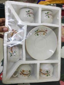 Dinnerware Set