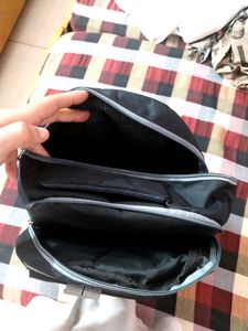 😱 TOMMY HILFIGER BAG LOOK LIKE NEW 👍