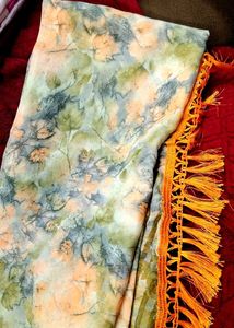 Floral Print Dupatta with Tassels