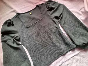 Puff Sleeve Top