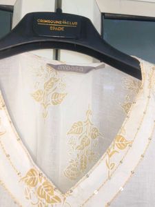White &amp; Gold Print Kurti