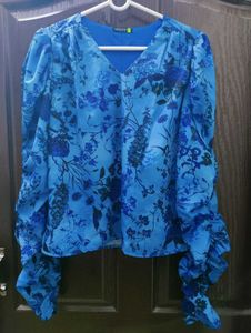 Tokyo Talkies Floral Printed Blouson Top